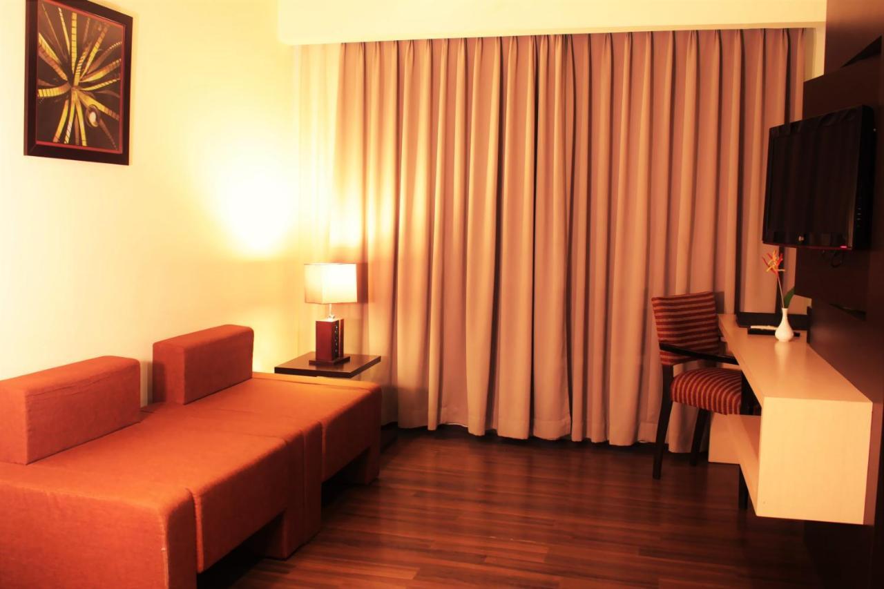 Apartemen 1 Bedroom Solo Paragon Surakarta Buitenkant foto