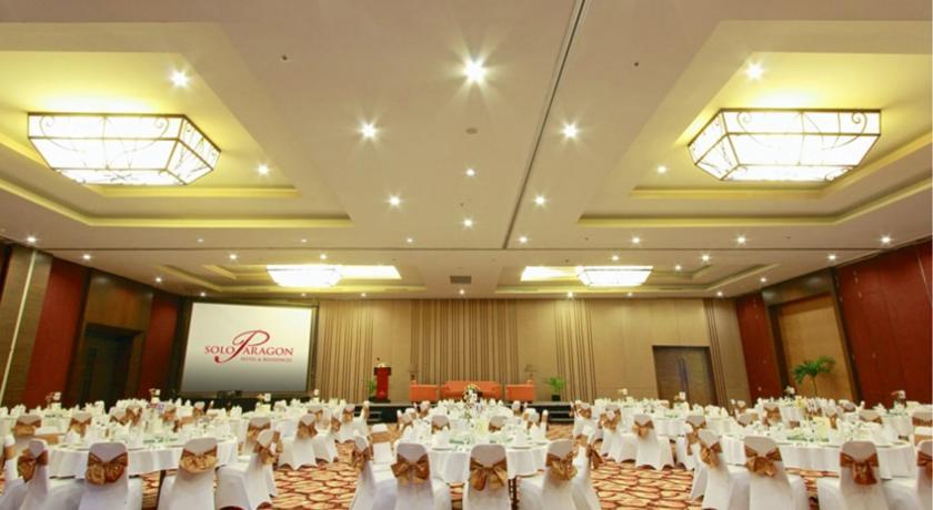 Apartemen 1 Bedroom Solo Paragon Surakarta Buitenkant foto