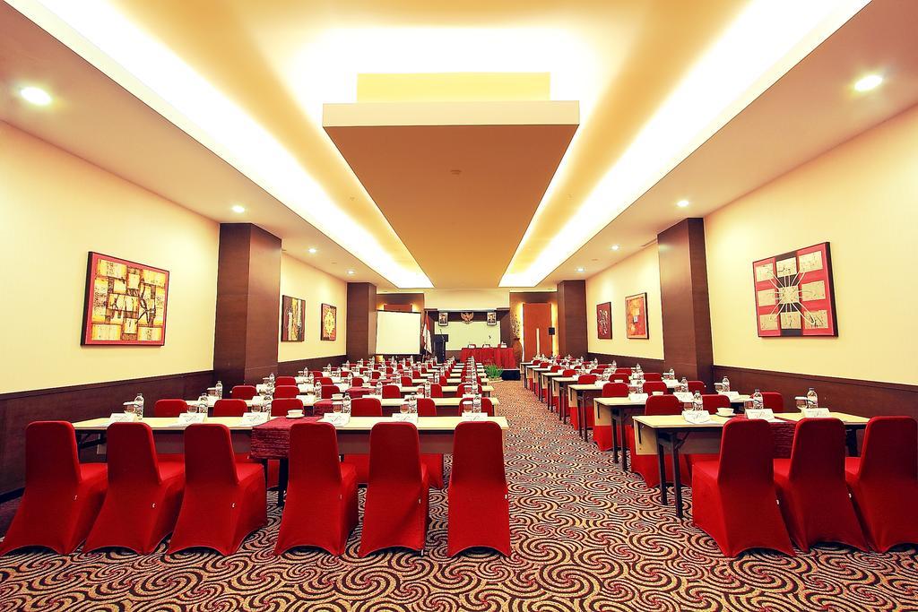 Apartemen 1 Bedroom Solo Paragon Surakarta Buitenkant foto