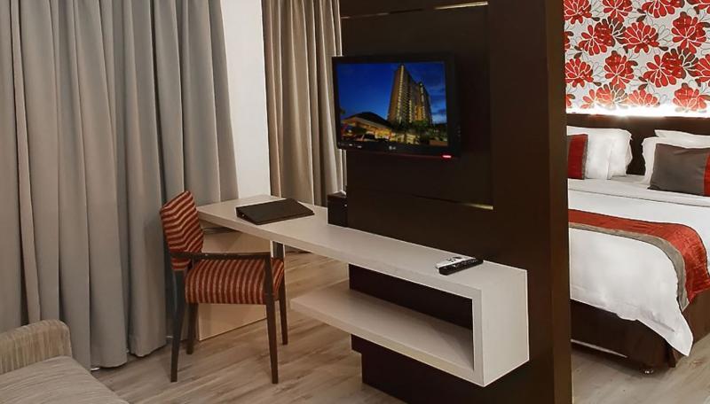 Apartemen 1 Bedroom Solo Paragon Surakarta Buitenkant foto