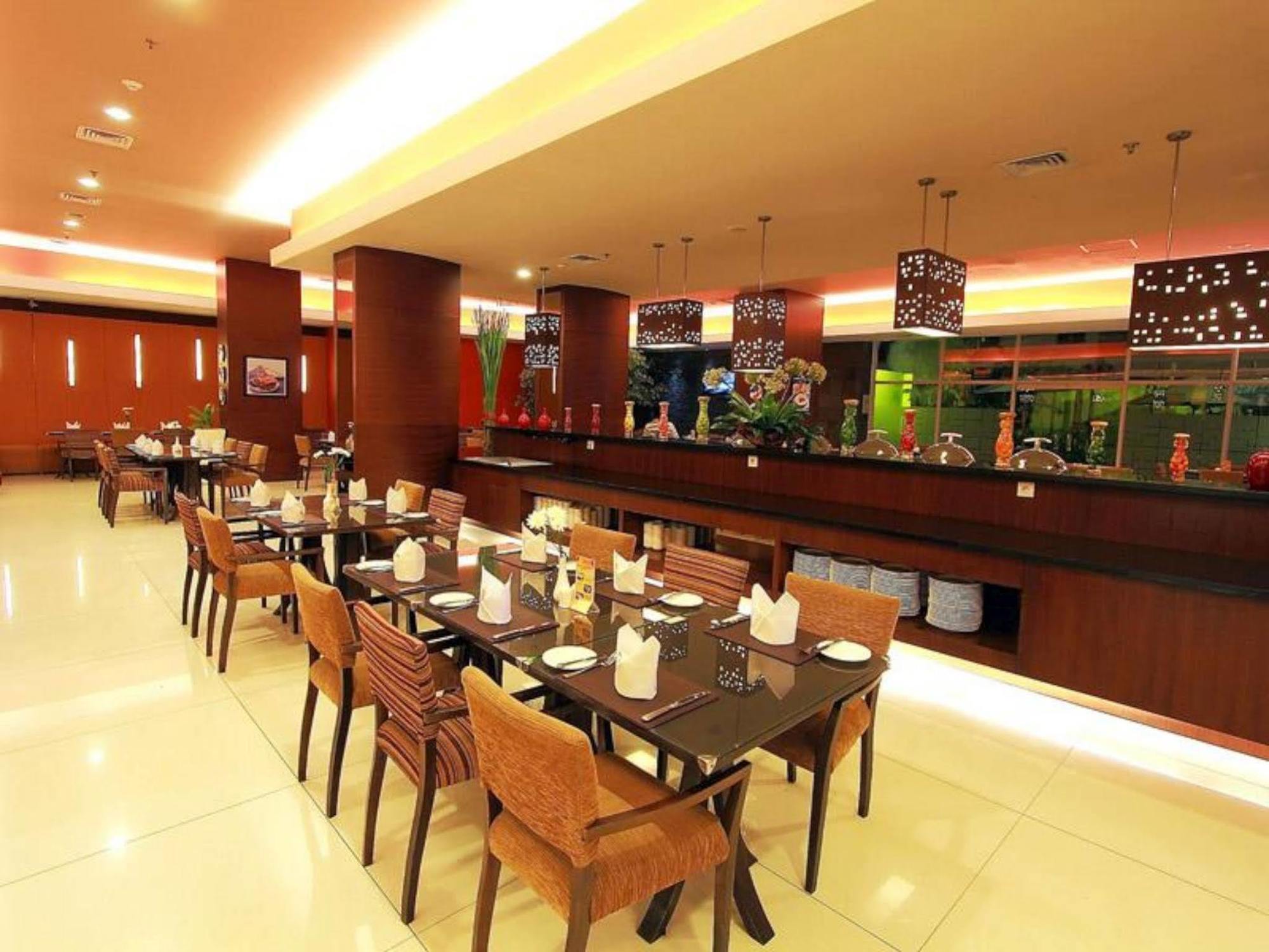 Apartemen 1 Bedroom Solo Paragon Surakarta Buitenkant foto